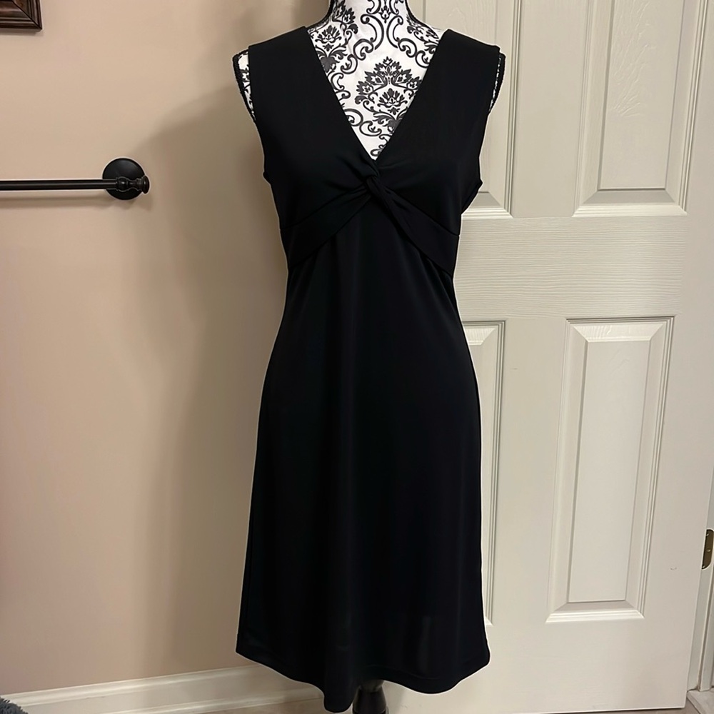 NWT New York & Co sleeveless black dress